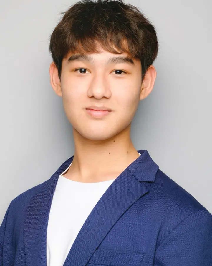 Yiming, Music & Mathematics & Physics & English tutor